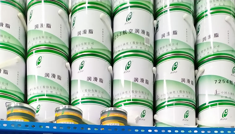 7458航空润滑脂能在哪些装置上使用？
